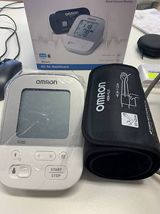 Тонометр Omron X4 Smart (2 фото из 4)