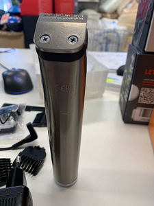 LOT! Wahl 9818-116 Juukselõikur trimmer juhtmeta (6 foto / 6)