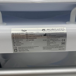 LOT! Mobiclinic, WC istme tõsteseade kaanega käepidemega (10 foto / 10)