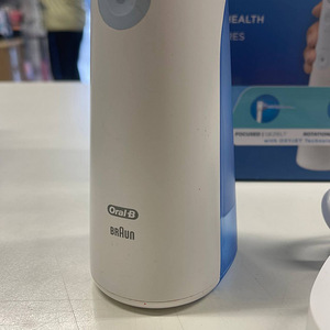 LOT! Surveprits Braun Oral-B AquaCare 4 Irrigator juhtmeta (4 foto / 10)