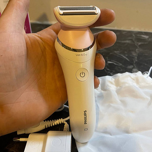 LOT! Naiste raseerija Philips BRL140 (8 foto / 10)