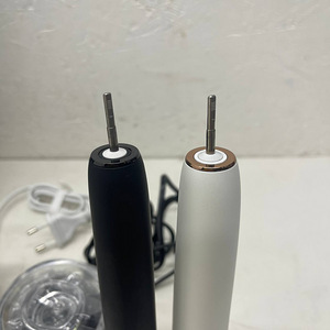 LOT!Philips Sonicare DiamondClean 9000 elektriline hambahari (8 foto / 10)