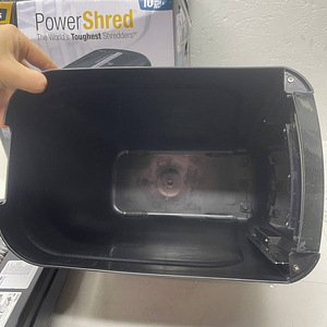 Измельчитель бумаги Fellowes 60CS Paper Wolf (9 фото из 10)