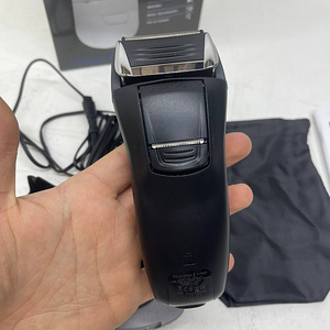 Бритва Remington F7800 (8 фото из 9)