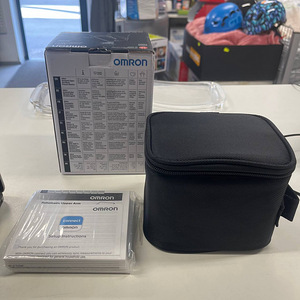 Omron Evolv All-in-One цифровой тонометр (2 фото из 10)