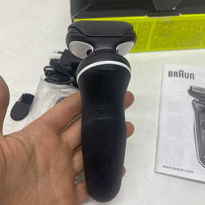 LOT! Braun Series 5s pardel ja trimmer EasyClick Wet&Dry (5 foto / 10)