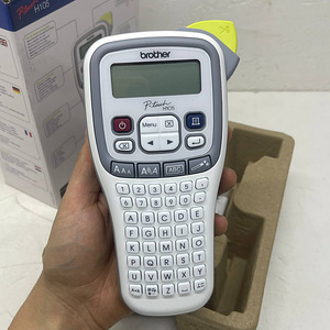 Принтер этикеток Brother P-touch H105 (6 фото из 10)