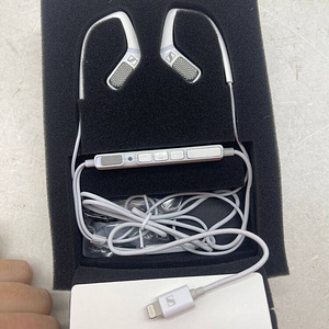 LOT! Sennheiser AMBEO SMART Peakomplekt kõrvaklapid (5 foto / 10)