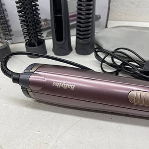 LOT! BaByliss pöörlev AS960E Föön-koolutaja (5 foto / 10)