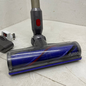 LOT! Juhtmeta tolmuimeja Dyson V8 (4 foto / 10)