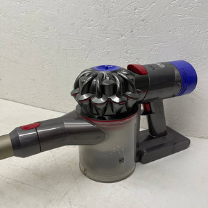 LOT! Juhtmeta tolmuimeja Dyson V8 (6 foto / 10)