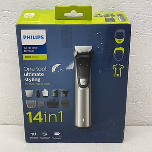 Набор триммера 14 в 1 Philips Multigroom 7000 Series (2 фото из 9)