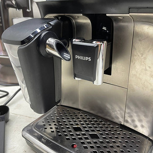 LOT! PHILIPS kohvimasin 5400 seeria EP5447 (5 foto / 10)
