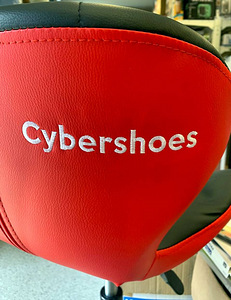UUS Baaritool pöördtool 20EUR CyberShoes (3 foto / 10)