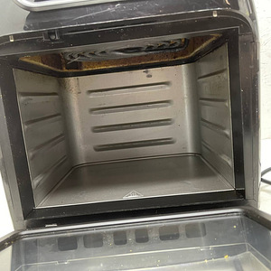 Фритюрница Tristar 10 л 1800 Вт (10 фото из 10)