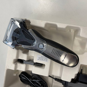 LOT! Panasonic märg/kuiv raseerija ES-RT67 (5 foto / 10)