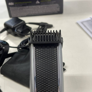 Бритва Philips BT5502 0,420 мм (9 фото из 10)