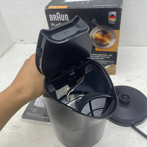 LOT! Braun WK 3000 BK 1,0 l 2200W Veekeetja (6 foto / 10)