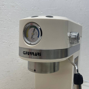 LOT! G3 Ferrari espressomasin 15 bar, 1350 W (9 foto / 10)