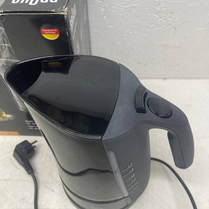 LOT! BRAUN Multiquick 3 WK 300 Veekeetja 1,7l 2200W (2 foto / 9)