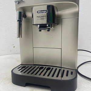 LOT! De'Longhi Magnifica Evo ECAM 292.33.SB Kohvimasin (6 foto / 10)