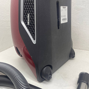 МНОГО! Пылесос Miele Blizzard CX1 PowerLine (7 фото из 10)
