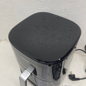 Tiastar Hot Air Fryer 5,5 л фритюрница 1700 Вт (6 фото из 10)