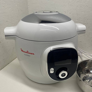 Мультиварка Moulinex Cookeo 6 л 1200Вт Белый (3 фото из 10)