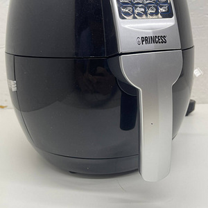 Фритюрница Princess 3,2 л, 1500 Вт (5 фото из 10)