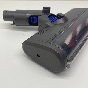 LOT! Dyson V6 otsik (4 foto / 10)