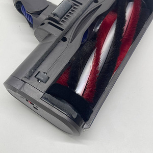 LOT! Dyson V6 otsik (8 foto / 10)