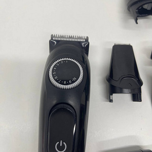 Триммер для бороды Braun Type 5516 (5 фото из 9)
