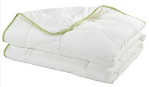 Одеяло Dormeo Aloe Vera Light V3, 200x200 см (1 фото из 1)