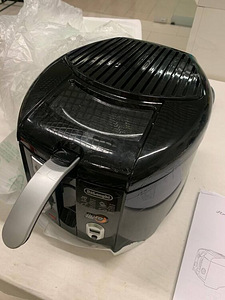 LOT! Fritüür DeLonghi RotoFry F28533.BK, 1800 W, 1.2 L (4 foto / 7)