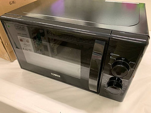 LOT! Tower T24034BLK 20L mikrolaineahi 700 W (8 foto / 10)