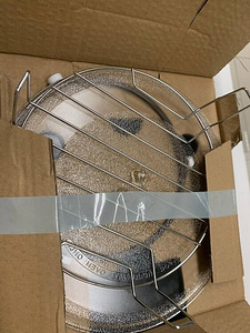 LOT! UUS Sharp R642BKW Mikrolaineahi 20 L, 800 W (3 foto / 10)