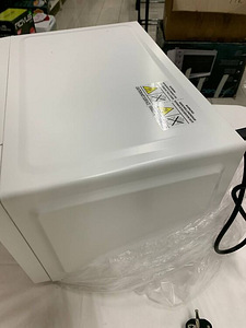 LOT! Toshiba MM2-MM20PF mikrolaineahi 20 l, 800 W (7 foto / 10)