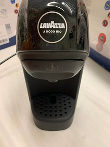 LOT! Lavazza Tiny Eco Modo Mio espressokohvimasin (3 foto / 9)