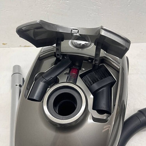 LOT! AEG VX4-1-GM-T пылесос 650W (9 фото из 10)