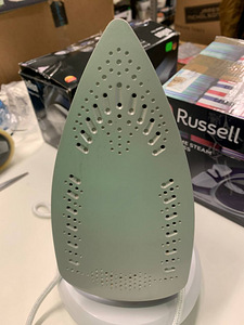 LOT! Jutmeta Triikrauad Russell Hobbs Supreme Steam 2400W (5 foto / 5)
