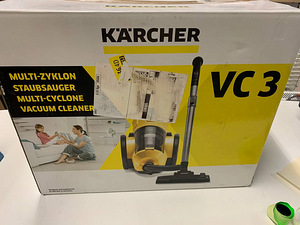 ЛОТ! Kärcher, домашний пылесос VC 3 700W (9 фото из 10)