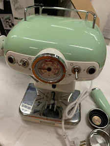 LOT! Ariete Vintage Espresso elegantse disainiga kohvimasin (6 foto / 6)