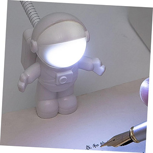 LOT! UUS LED-öölamp astronaudi kujutisega Solustre (8 foto / 9)