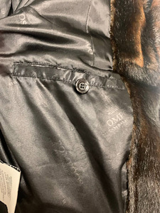 LOT! Pompöös kunstkarusnahast mantel 40EU, L (3 foto / 9)