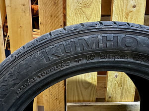 Suverehvid Kumho 245/45 ZR18 (3 foto / 4)