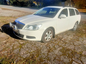 Skoda octavia (1 фото из 6)