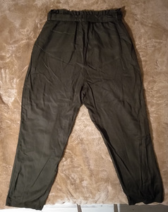 H & M suvised rohelised püksid, suurus 42 (3 foto / 4)