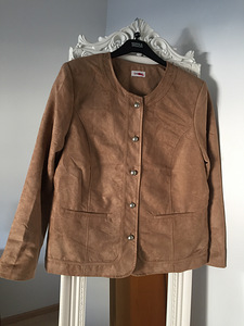 Moodne jakk, suurus 2 xl (1 foto / 2)