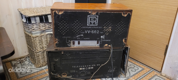 Старый радиоприемник (2 штуки, skasa Telefunken 876WK и ENSV (фото #2)