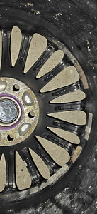 Зимние шины Goodyear 235/65 R17 на дисках (3 фото из 6)